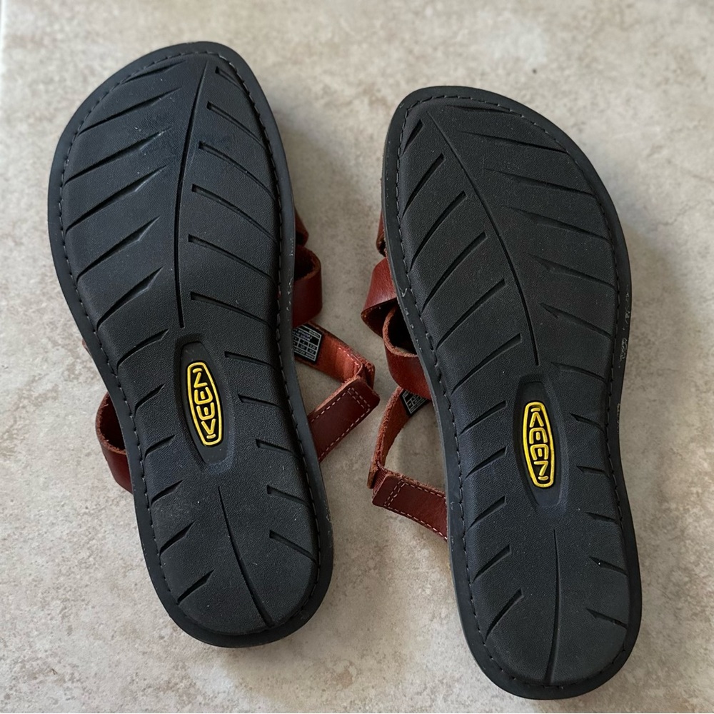 ♥️KEEN Women's “Elle” Strappy Leather Sandals - Burgundy Brown - Size 7 - EUC! - Picture 4 of 7